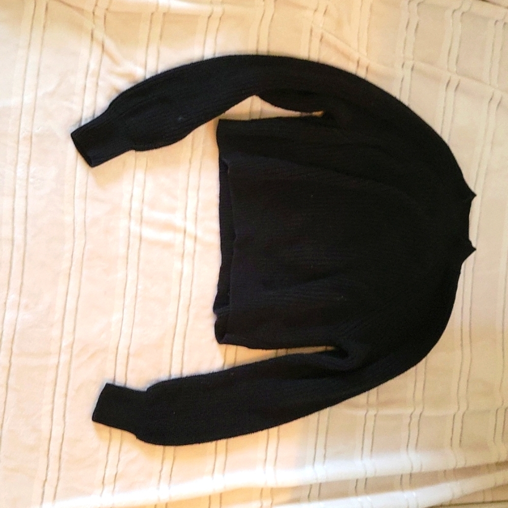 Kendall & Kylie Knit black long sleeve